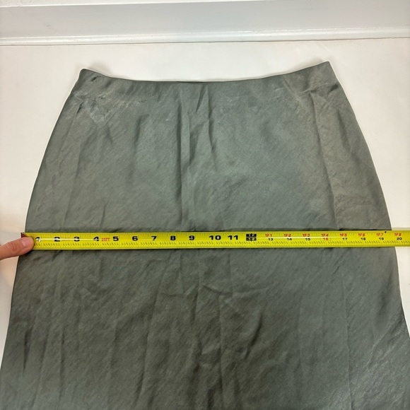 L’Academie Tabitha Skirt in Slate Gray Size S - Picture 12 of 13